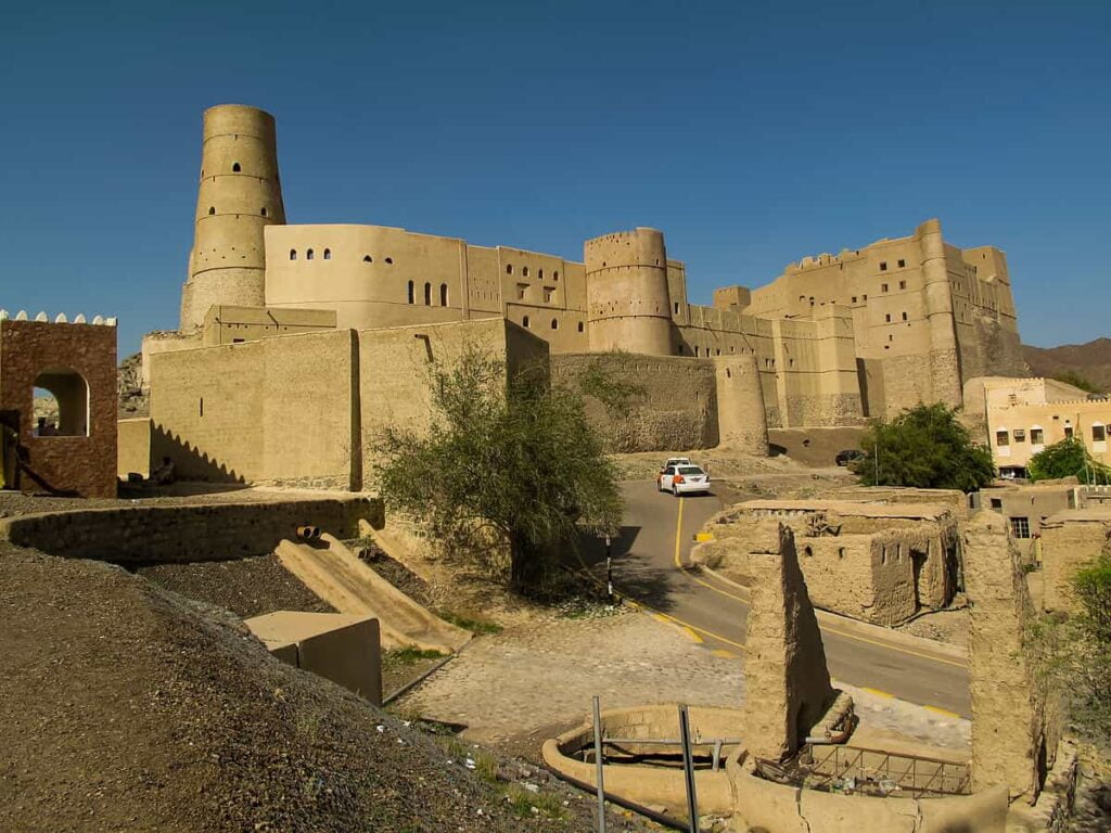 شهر باستانی بهلا مکان دیدنی برای دریافت اقامت عمان برای شهروندان افغانستانی