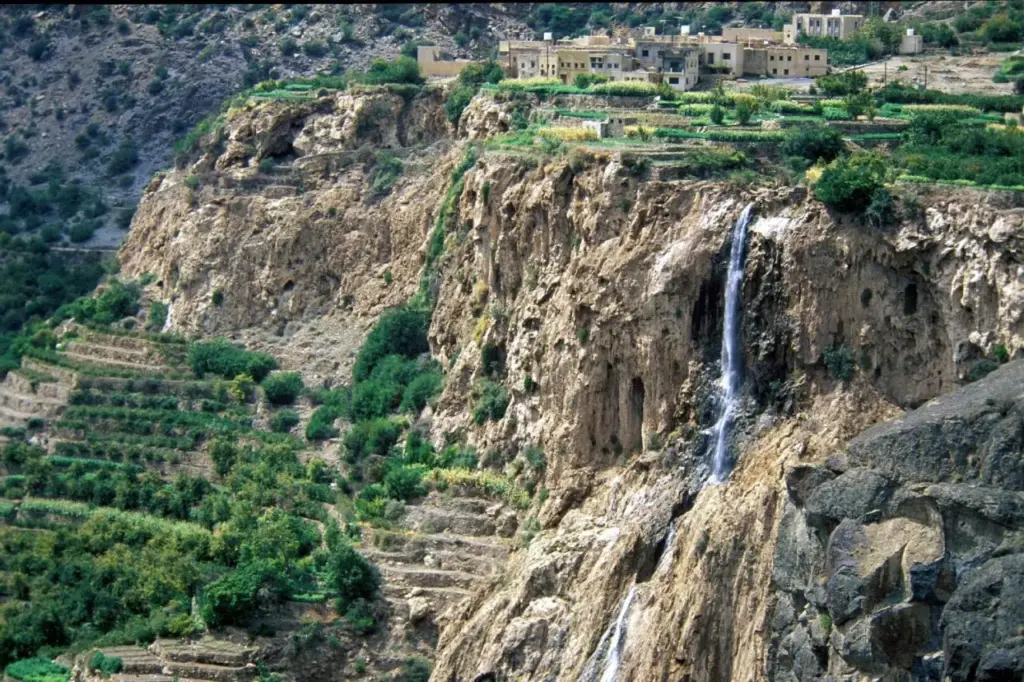 جبل اخضر مکان دیدنی برای دریافت اقامت عمان برای شهروندان افغانستانی